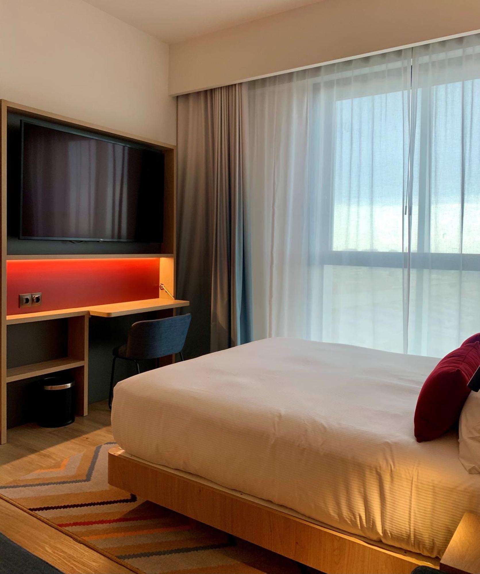 Hampton By Hilton Barcelona Fira Gran Via Ξενοδοχείο Οσπιταλέτ ντε Λιοβρεγάτ Εξωτερικό φωτογραφία